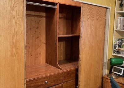 Elderhelp - AV seeker closet