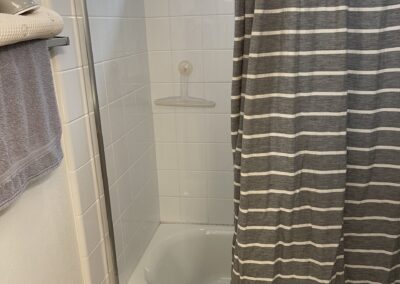 Elderhelp - CJbathroom2